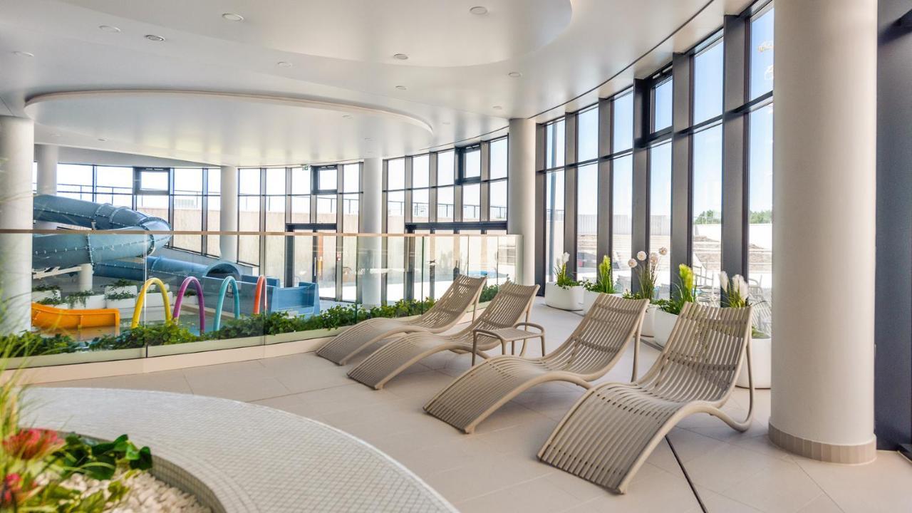 Apartamenty Lux Tukan B001, Polanki Aqua - Holiday City Kołobrzeg Exteriör bild